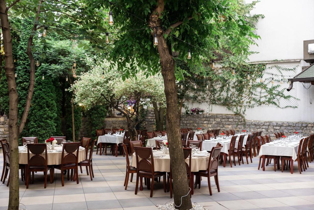 Hotel Afa Pristina Exterior foto